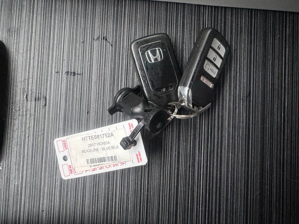 Certified 2017 Honda Ridgeline RTL image 30