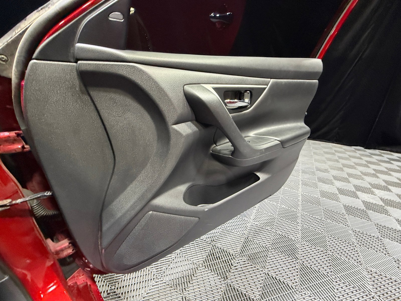 Used 2017 Nissan Altima 2.5 SV image 16