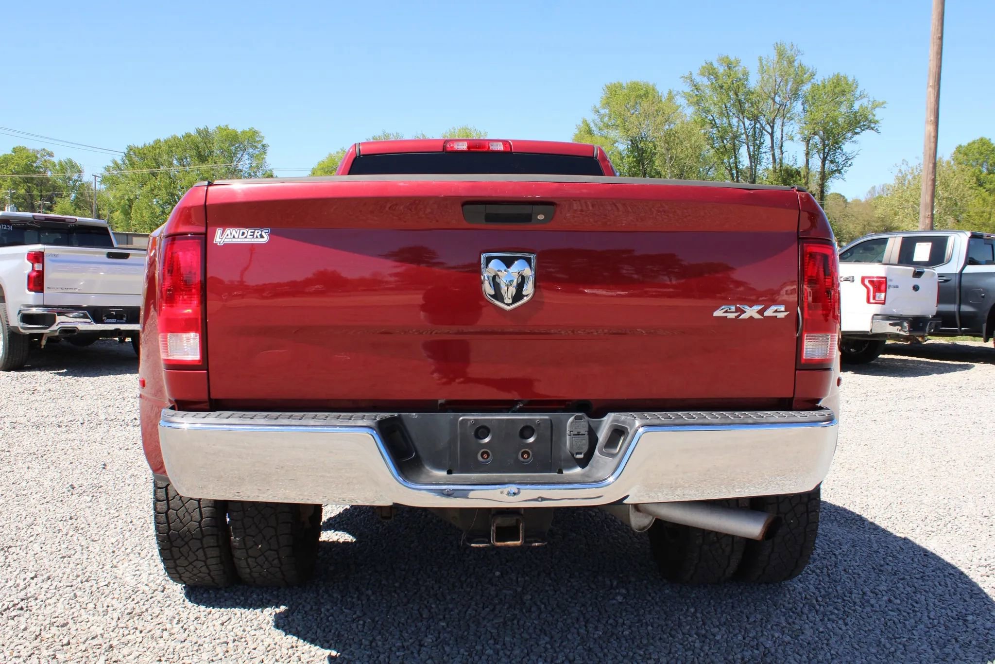 Used 2015 RAM 3500 Tradesman w/ Chrome Appearance Group image 9