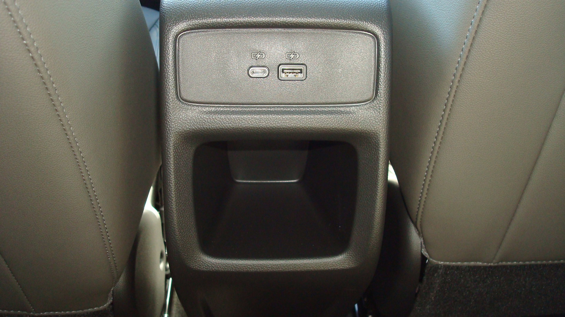 New 2025 Chevrolet Trax ACTIV w/ Sunroof Package image 11