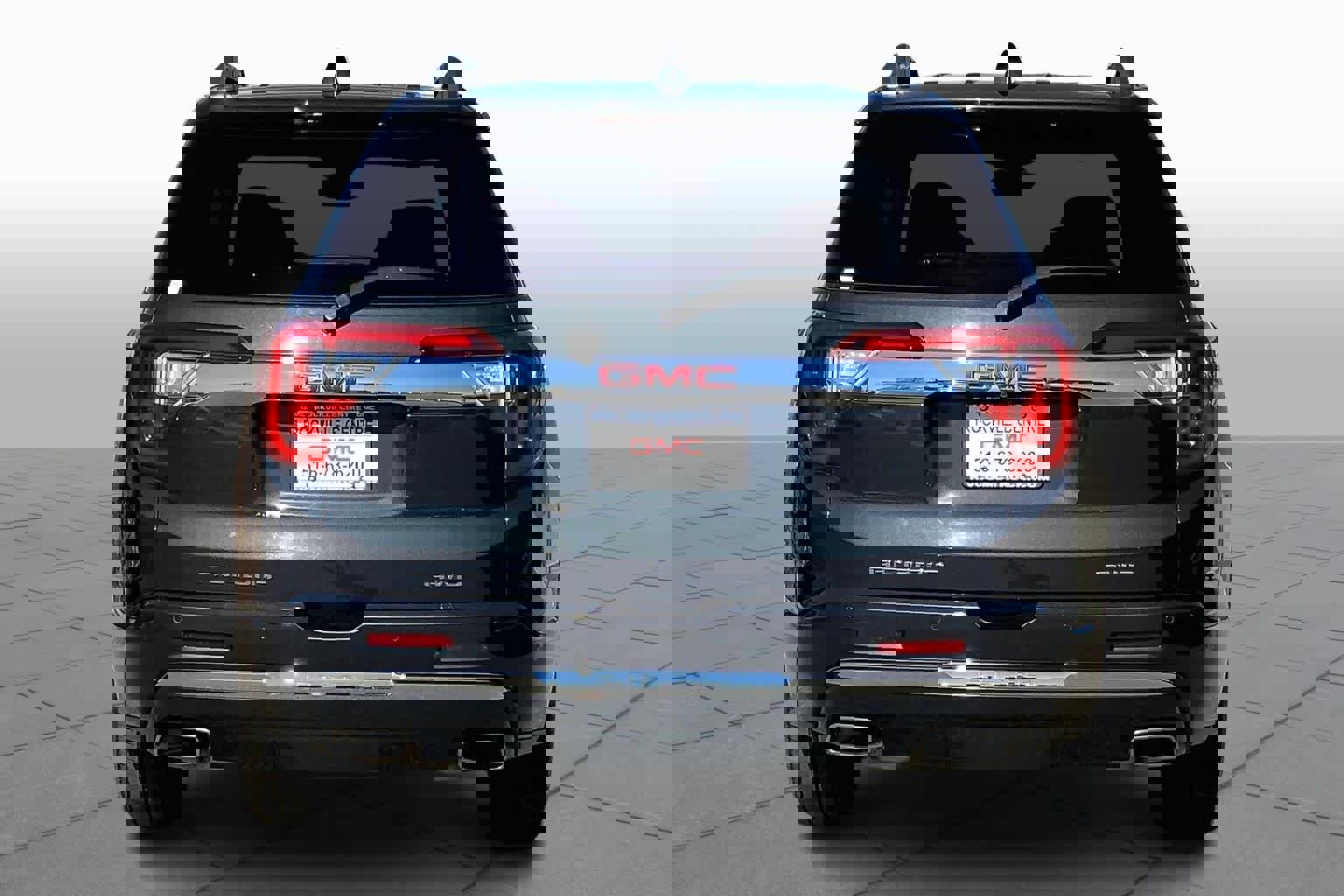 Certified 2022 GMC Acadia Denali w/ Denali Technology Package image 3