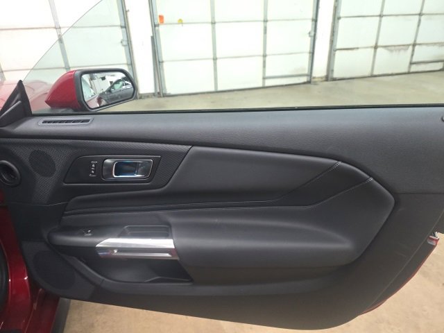 Used 2024 Ford Mustang Premium image 6