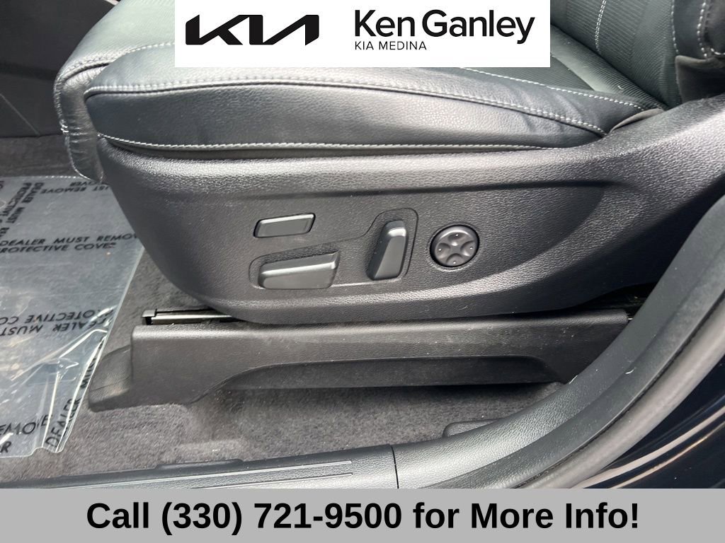 Used 2025 Kia Telluride SX w/ SX Captain's Chair Package image 29