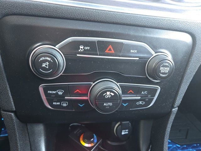 Used 2016 Dodge Charger SXT w/ Blacktop Package image 20