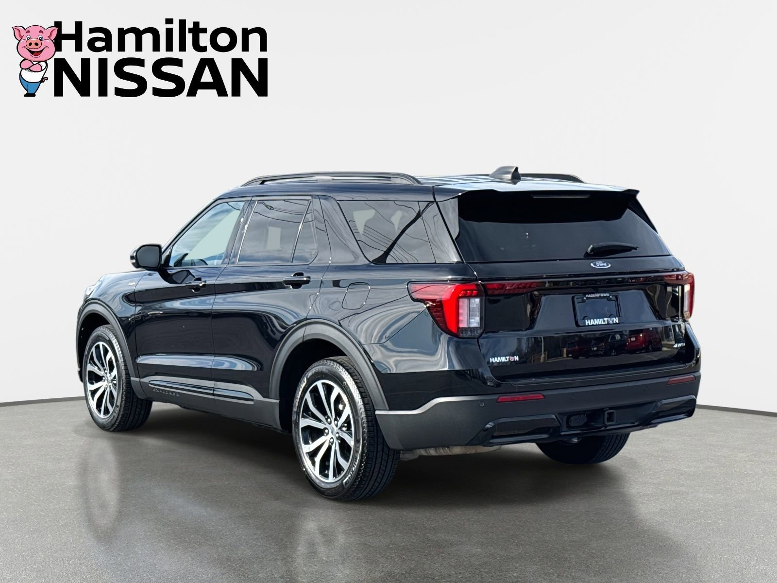 Used 2025 Ford Explorer ST-Line image 4