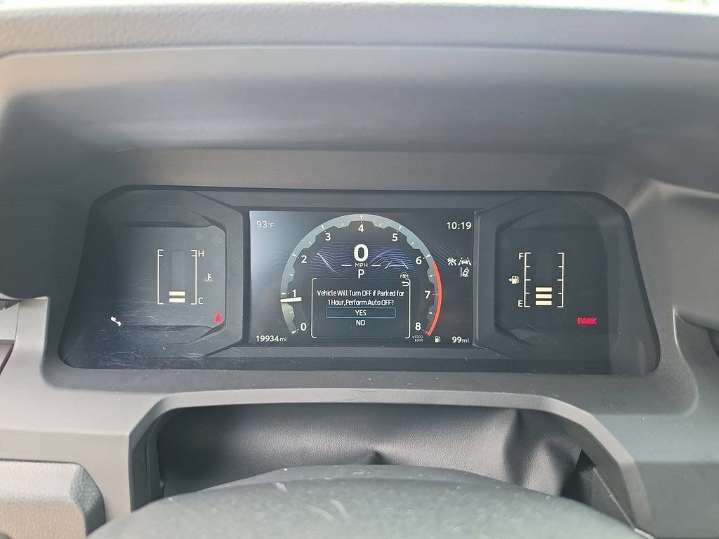 Certified 2025 Toyota Tacoma SR5 AWD/4WD image 12