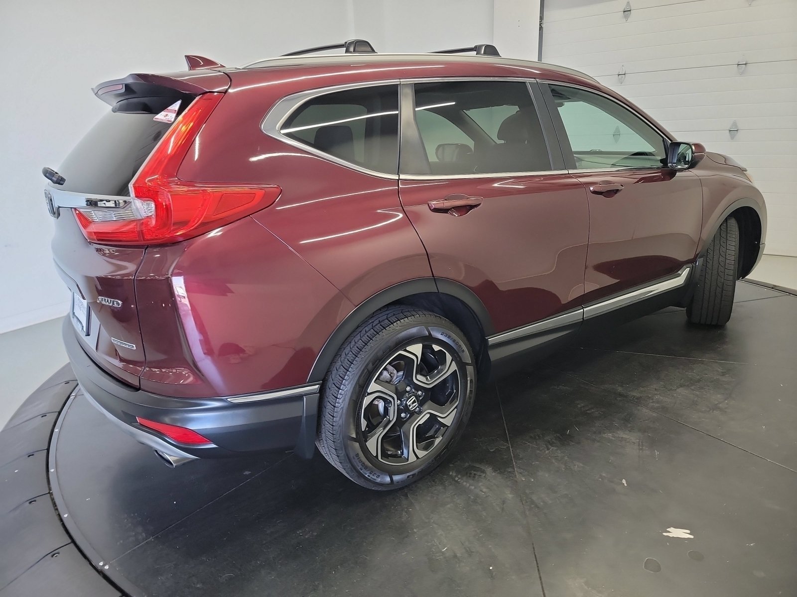 Used 2017 Honda CR-V Touring image 9