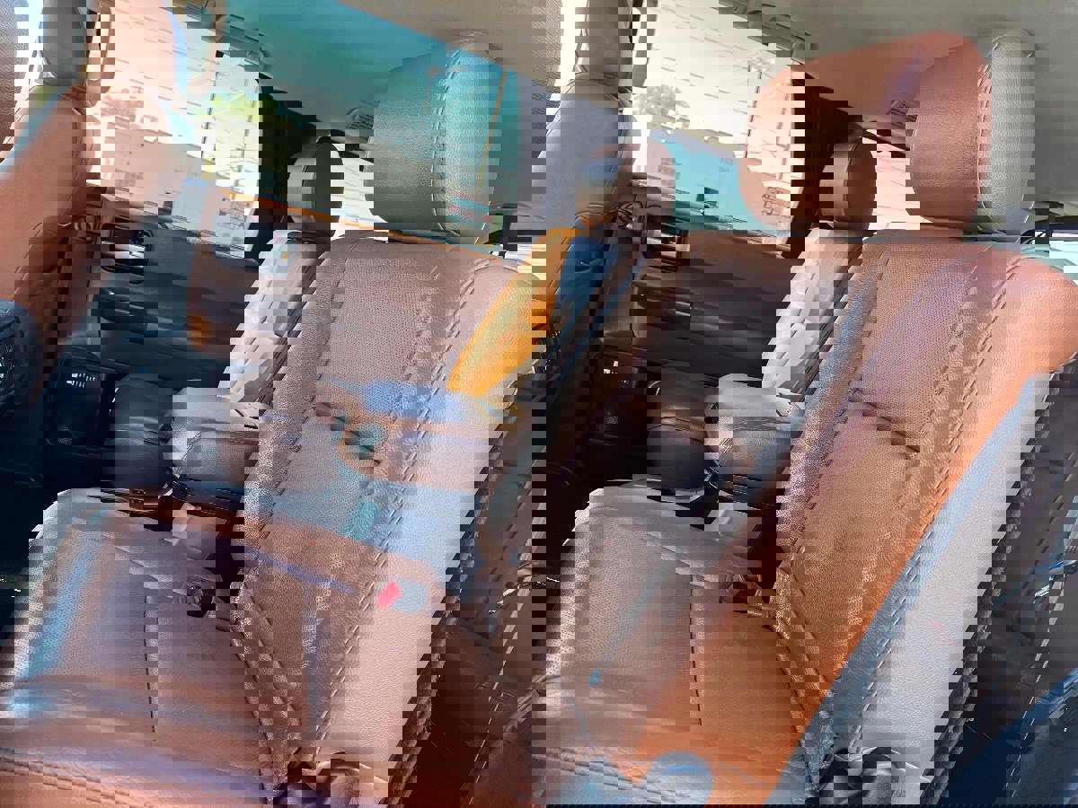 Used 2012 Toyota Sequoia Platinum image 31