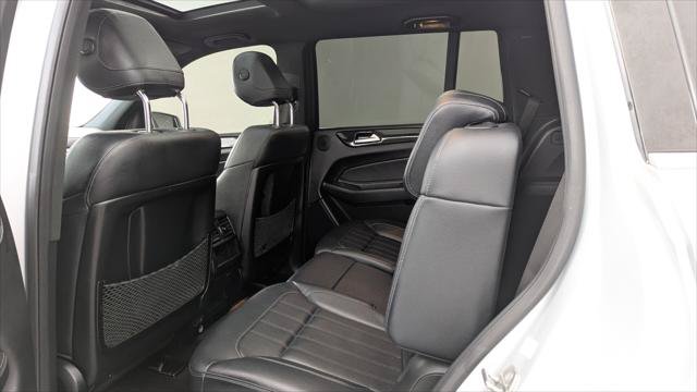 Used 2018 Mercedes-Benz GLS 450 4MATIC w/ Premium Package image 17