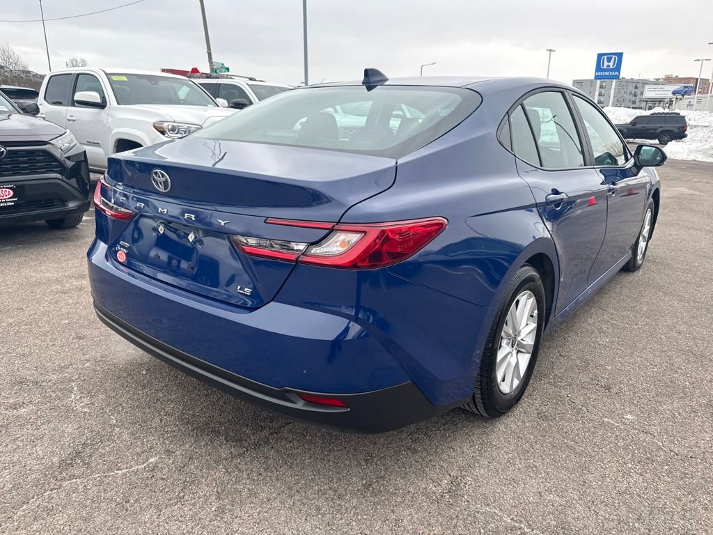 Used 2025 Toyota Camry XSE image 8