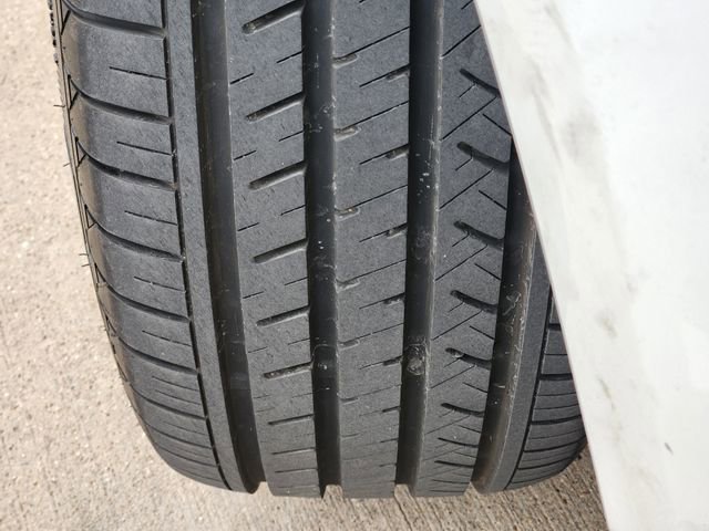 Used 2013 Land Rover LR4 HSE w/ HSE Pkg image 11