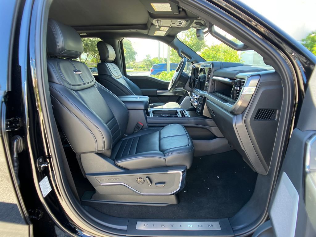 New 2026 Ford F250 Platinum image 4