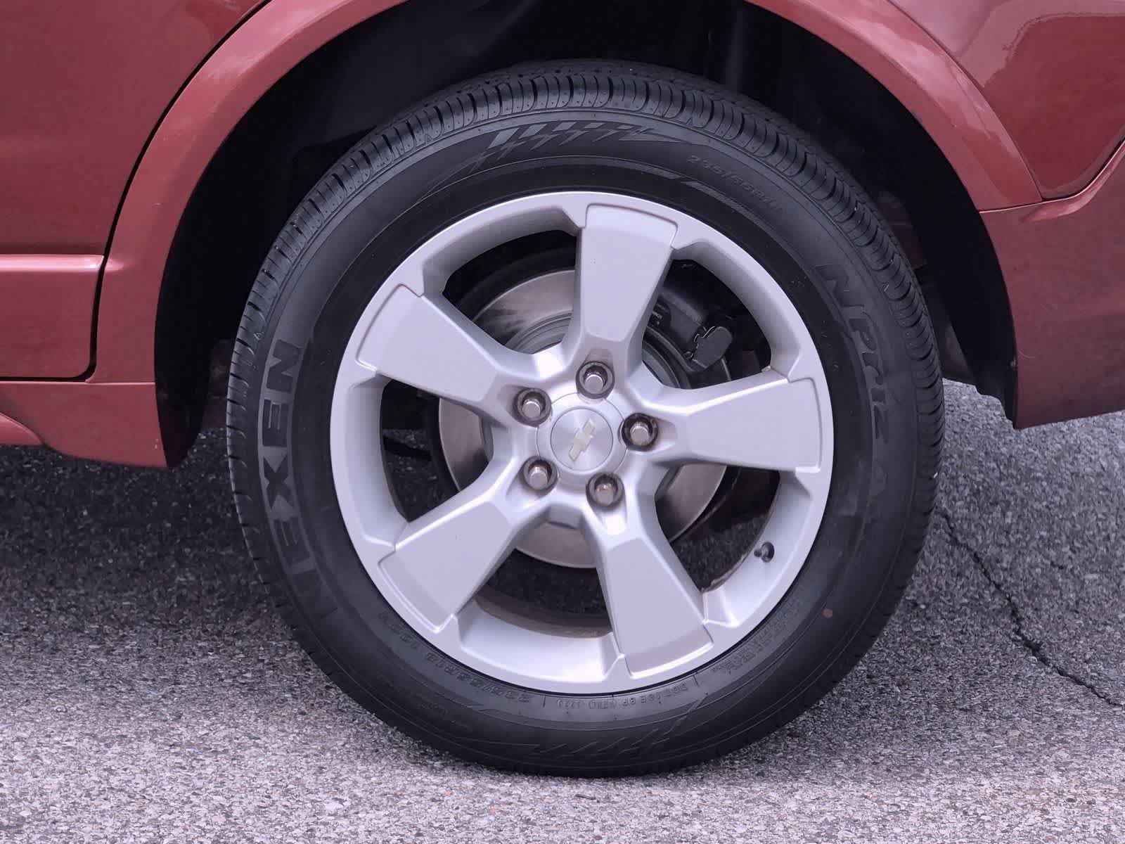Used 2013 Chevrolet Captiva Sport LTZ FWD image 14