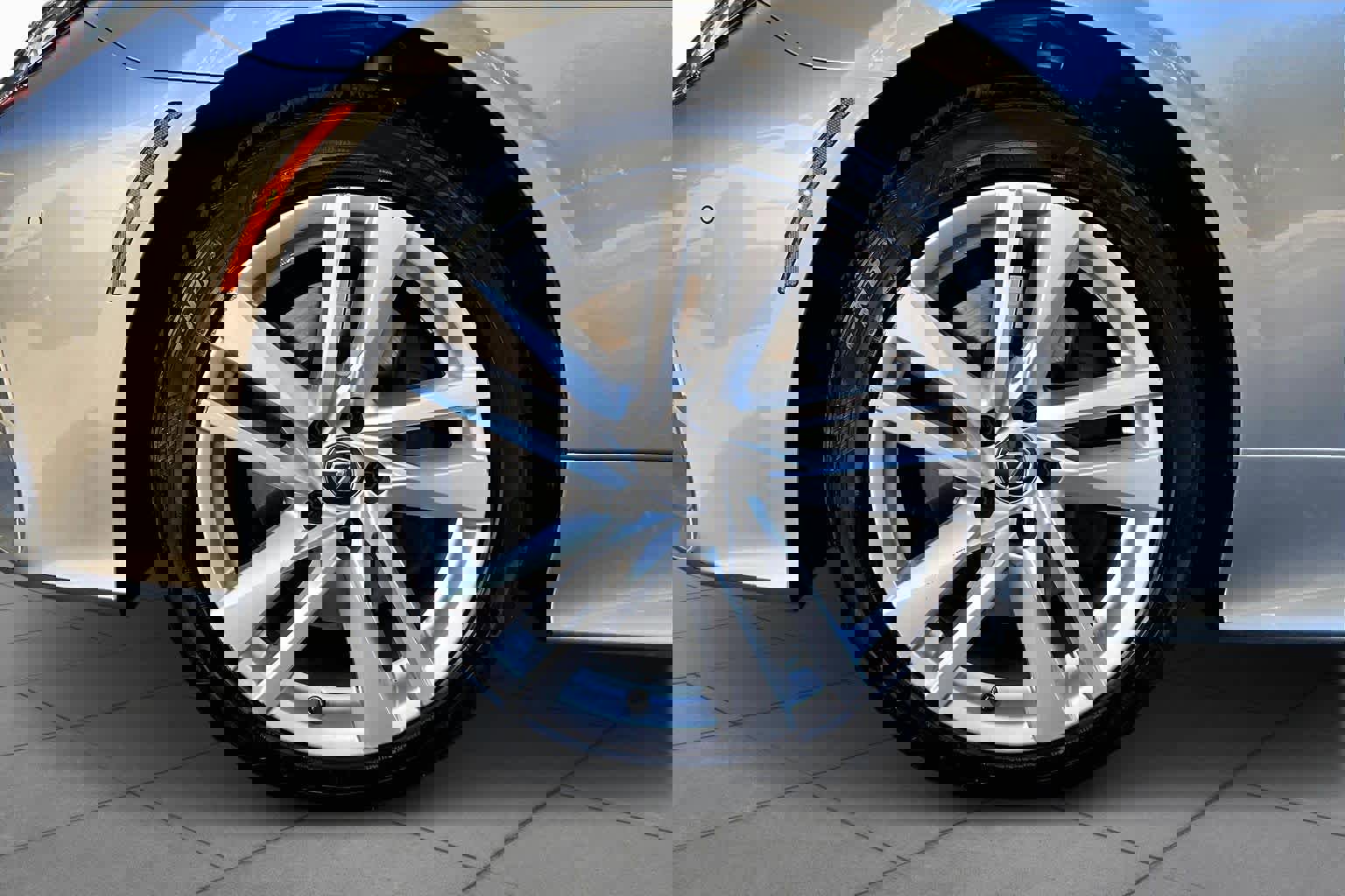 Used 2023 Lexus RC 300 image 10