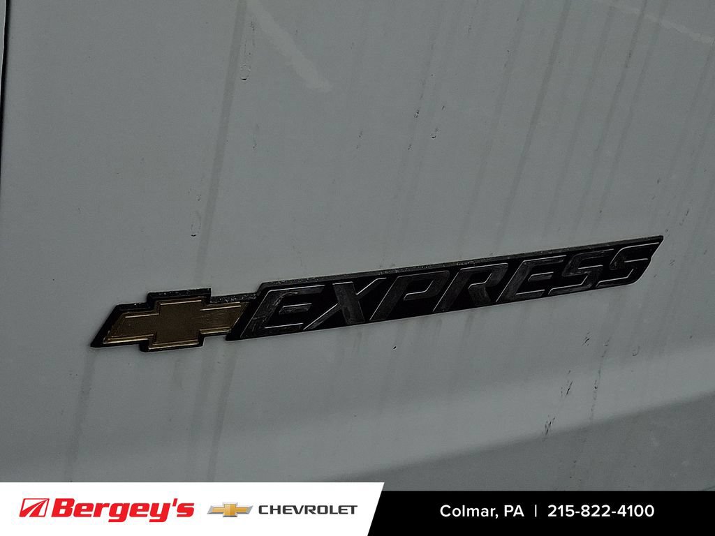 New 2025 Chevrolet Express 2500 w/ Driver Convenience Package RWD image 19