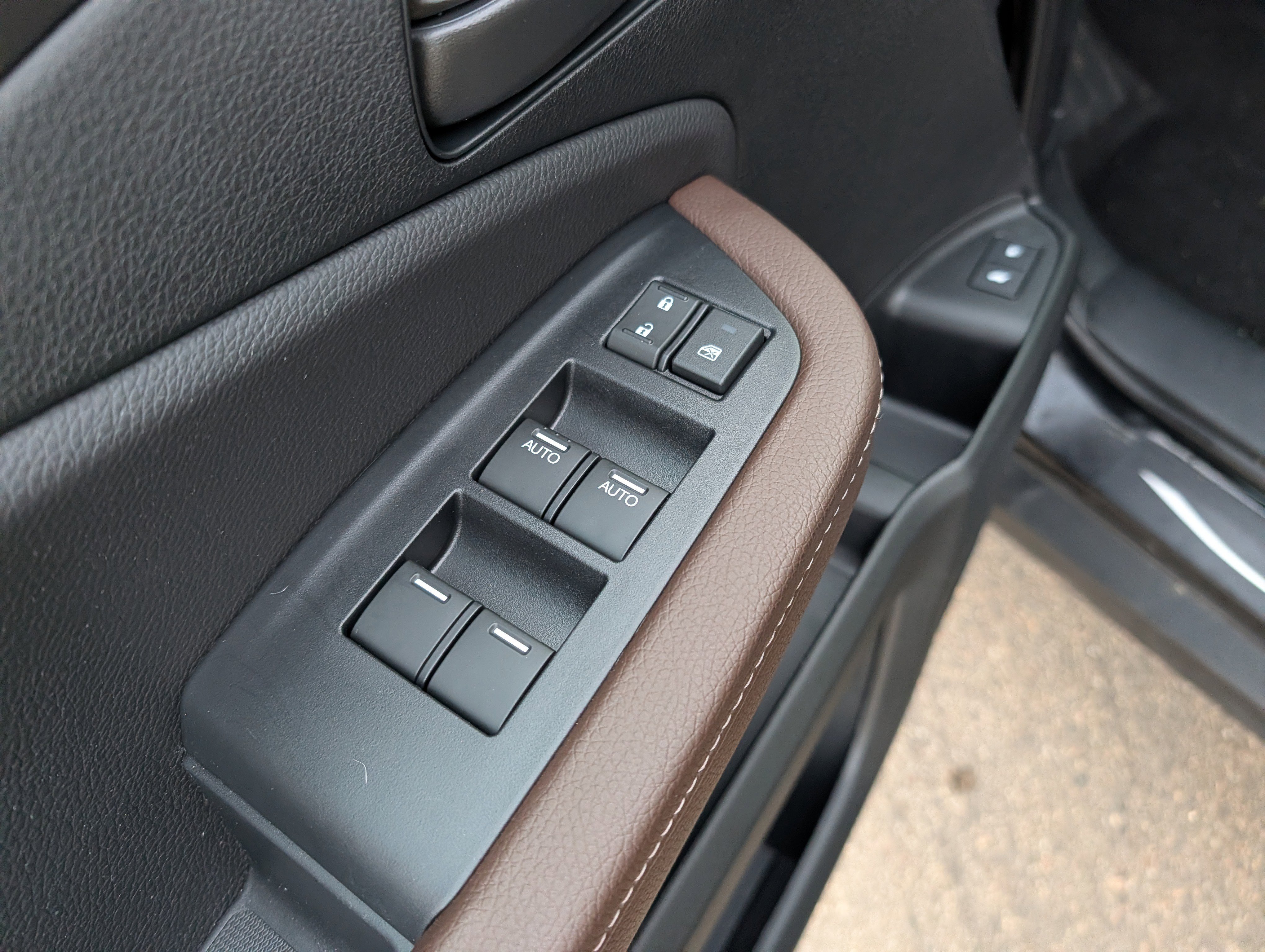 Used 2024 Honda Passport EX-L image 25