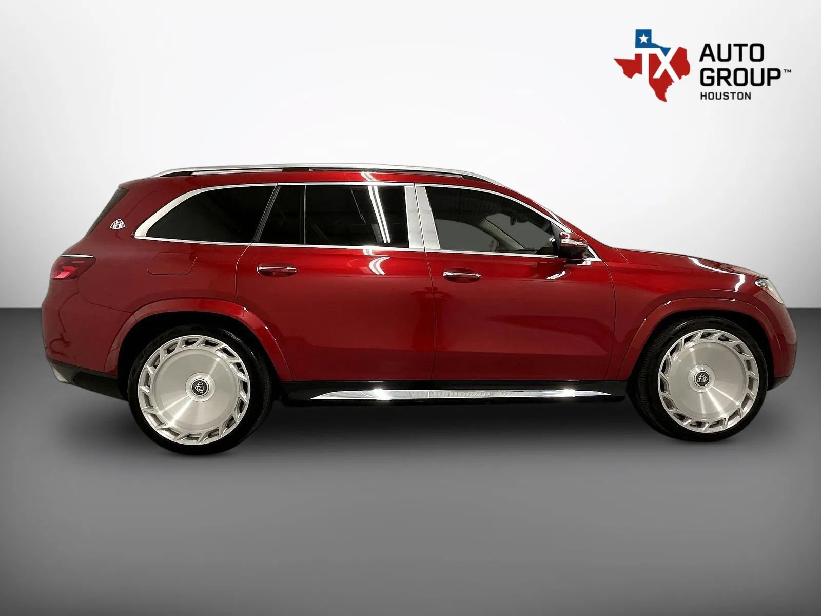 Used 2024 Mercedes-Benz Maybach GLS 600 4MATIC image 8