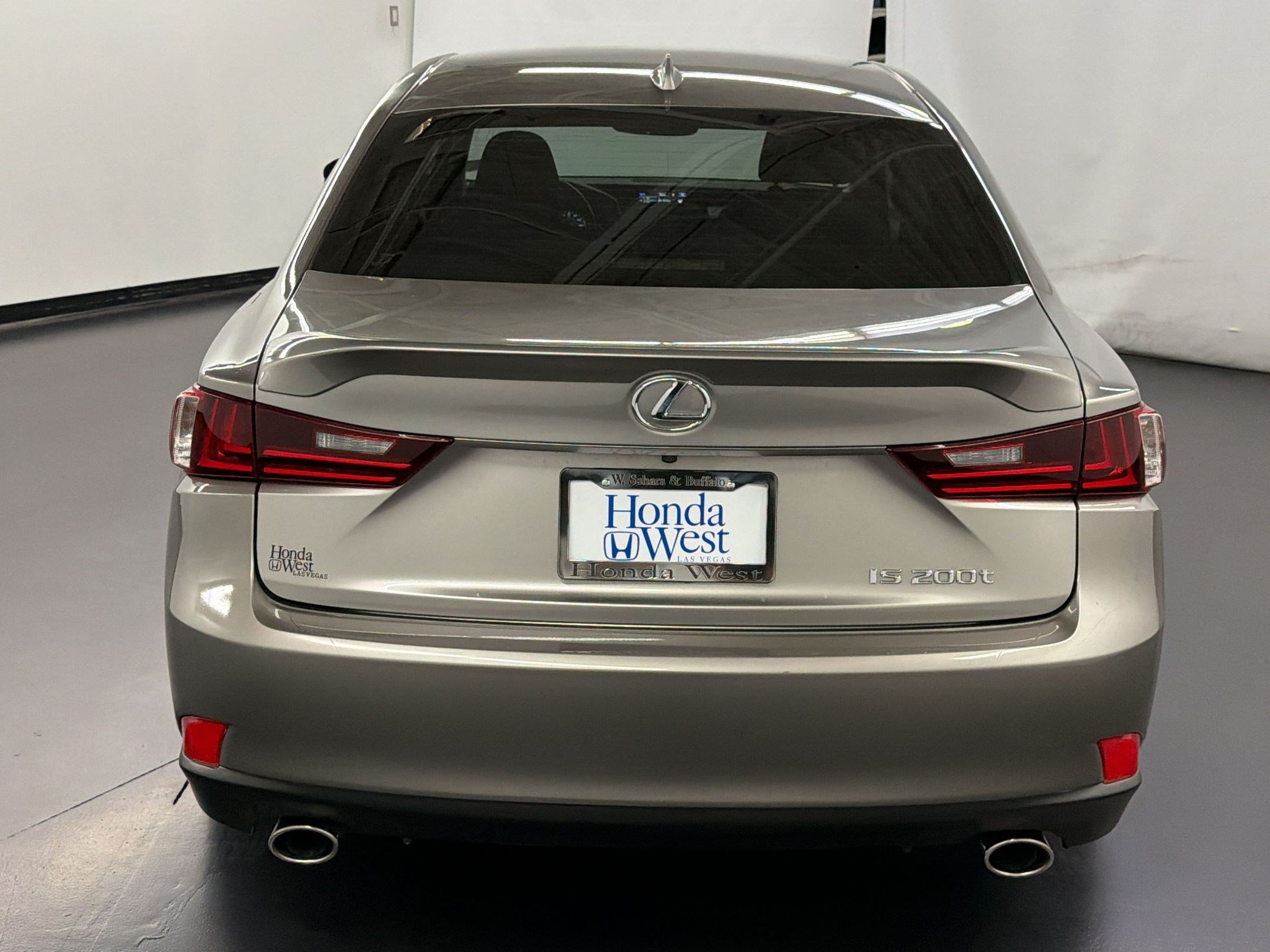 Used 2016 Lexus IS 200t w/ Navigation System Package RWD image 10