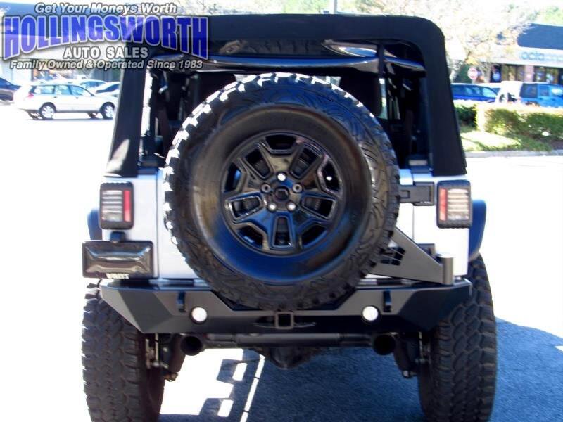 Used 2018 Jeep Wrangler Unlimited Sport image 8