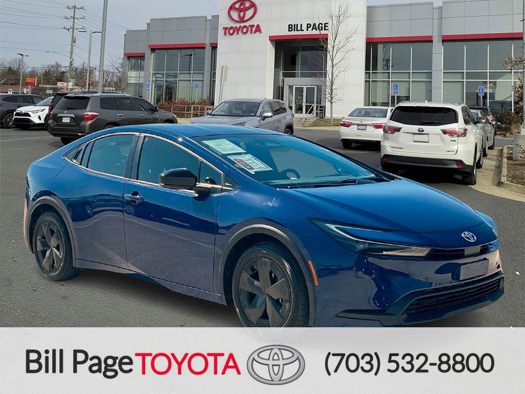 Used 2025 Toyota Prius LE