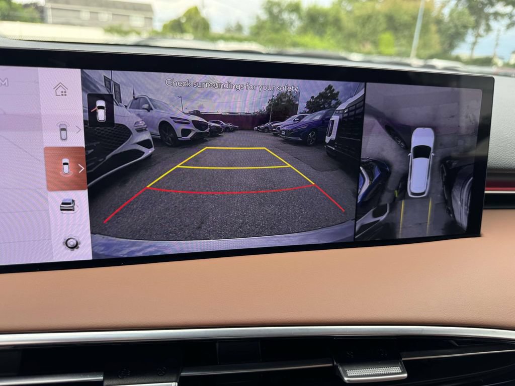 Certified 2026 Genesis GV70 2.5T Advanced AWD/4WD image 31