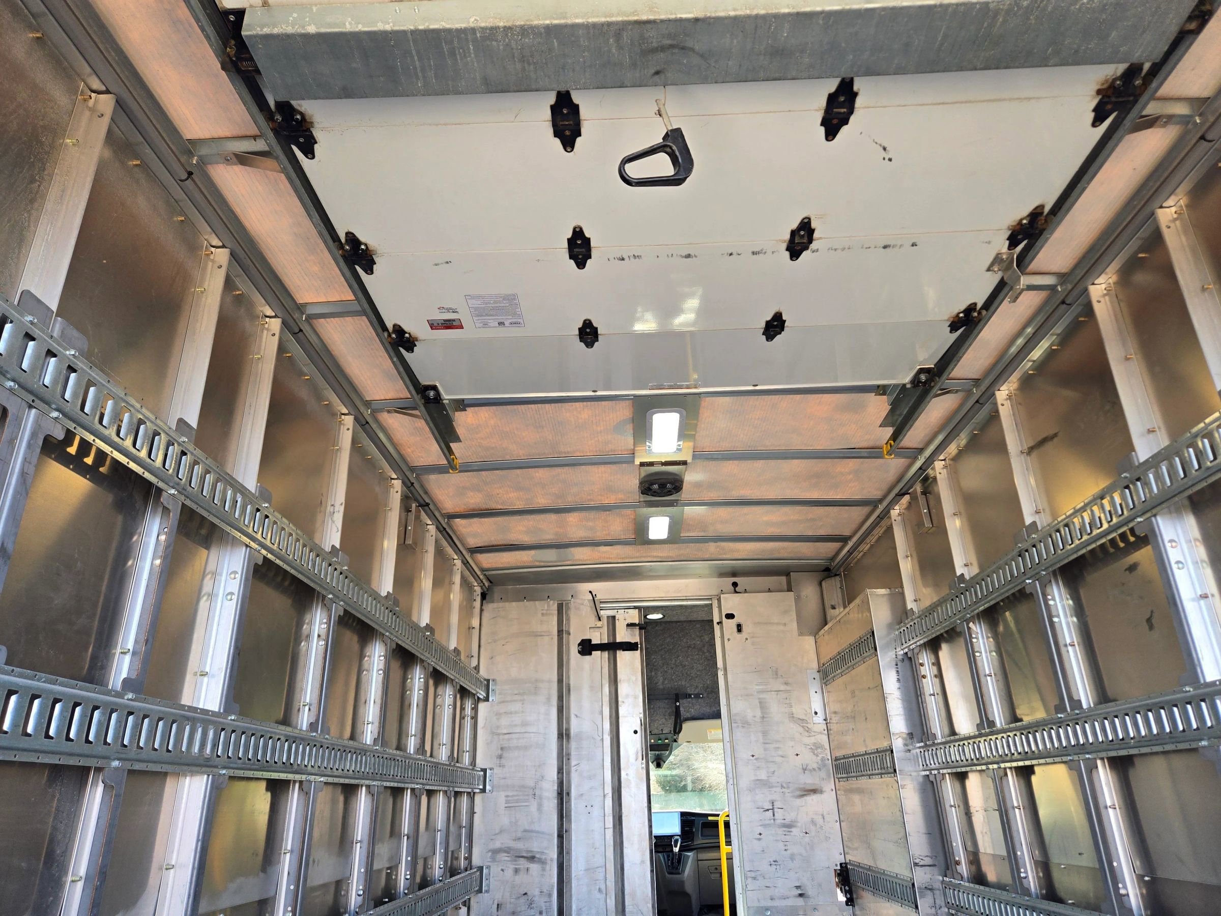 Used 2022 Ford Transit 350 350 HD XL Cutaway Van 2D image 51