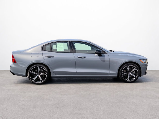 Used 2023 Volvo S60 B5 Plus w/ Climate Package FWD image 6