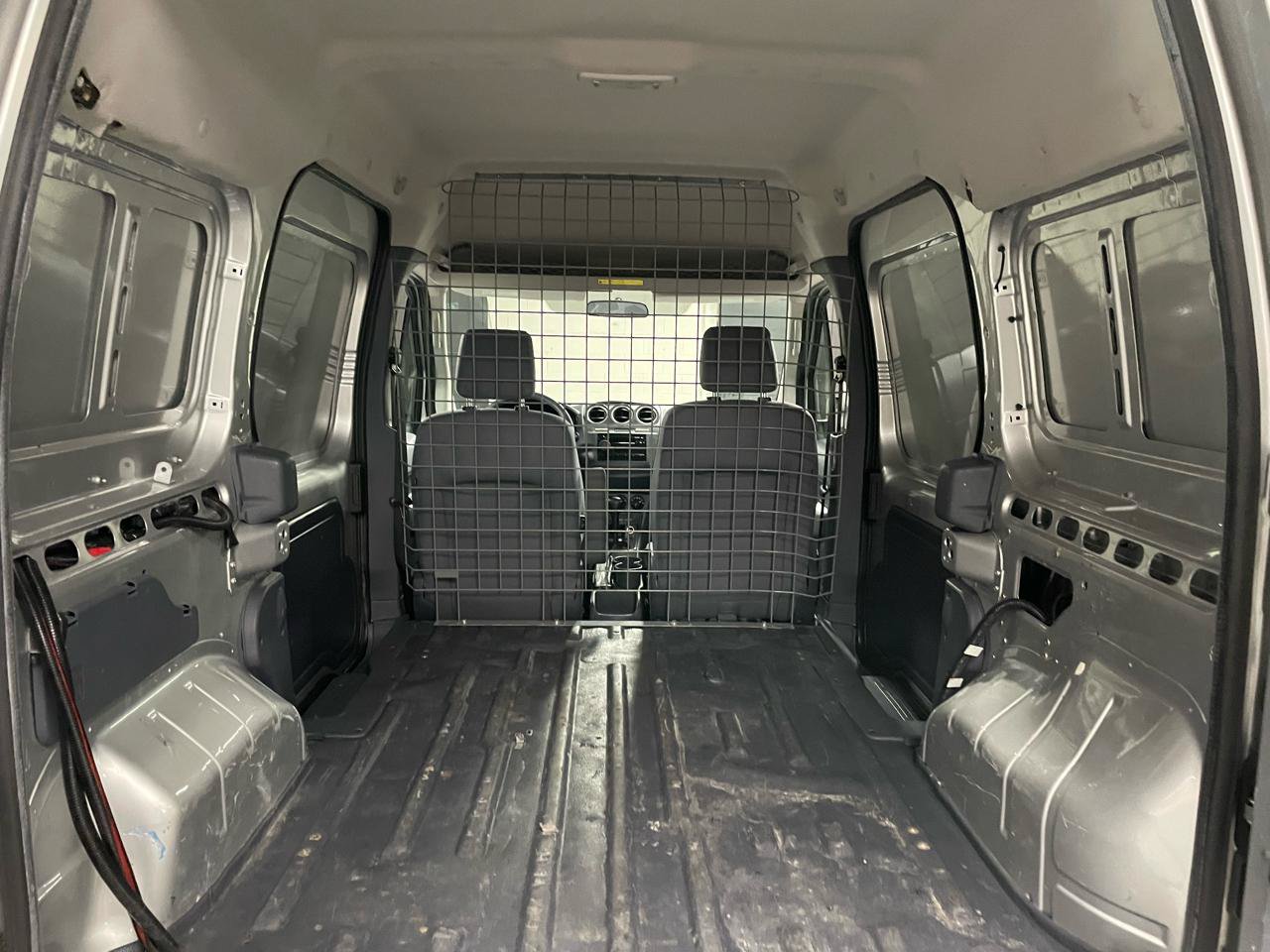 Used 2013 Ford Transit Connect XL FWD image 15