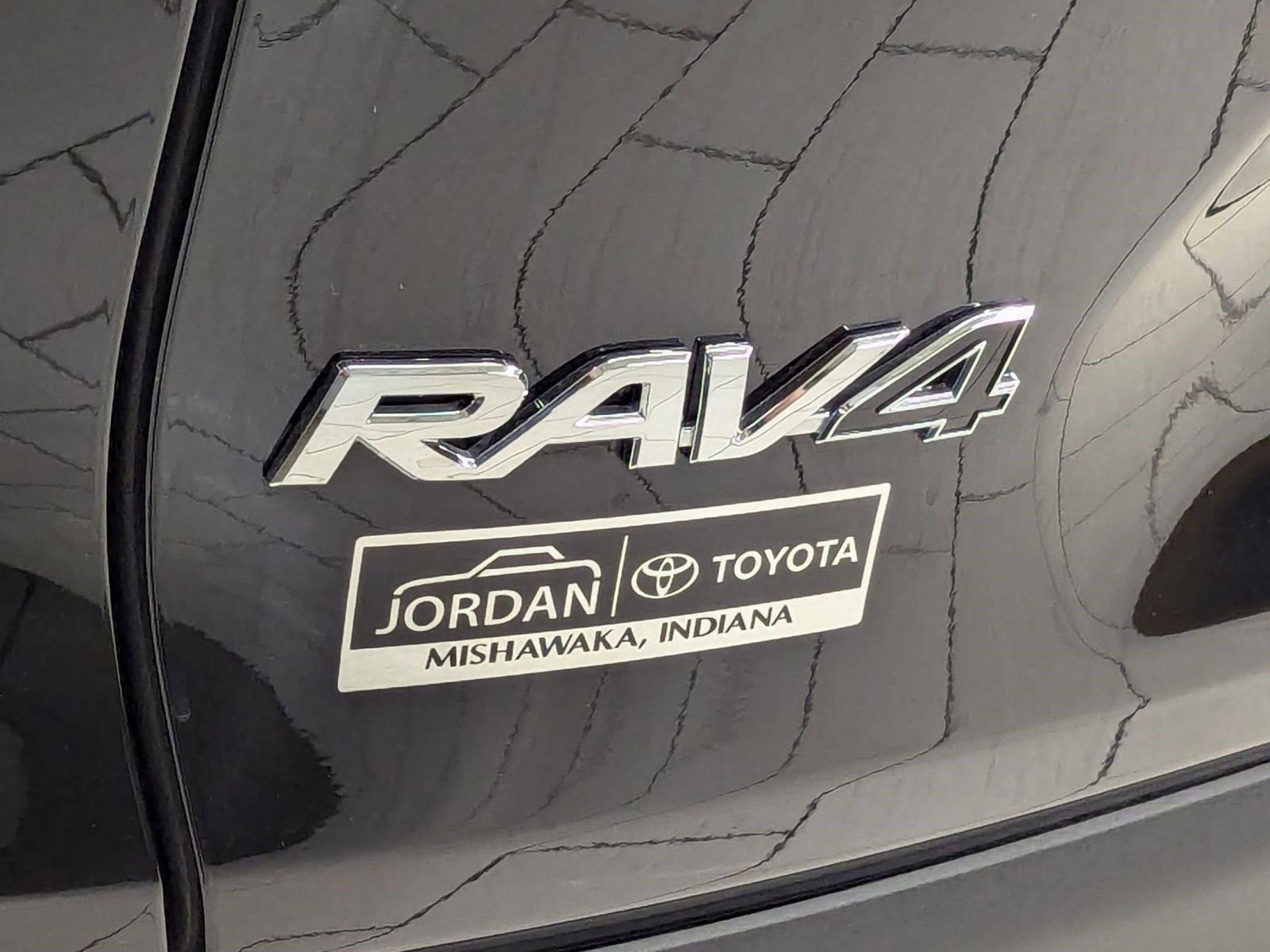 New 2025 Toyota RAV4 XLE image 31