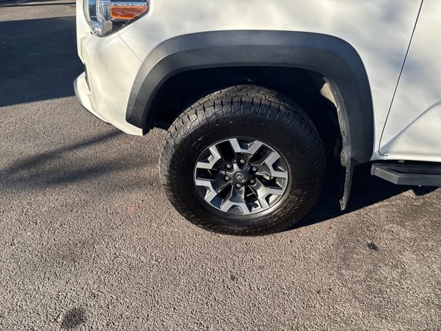 Used 2021 Toyota Tacoma TRD Off-Road w/ Technology Package image 30
