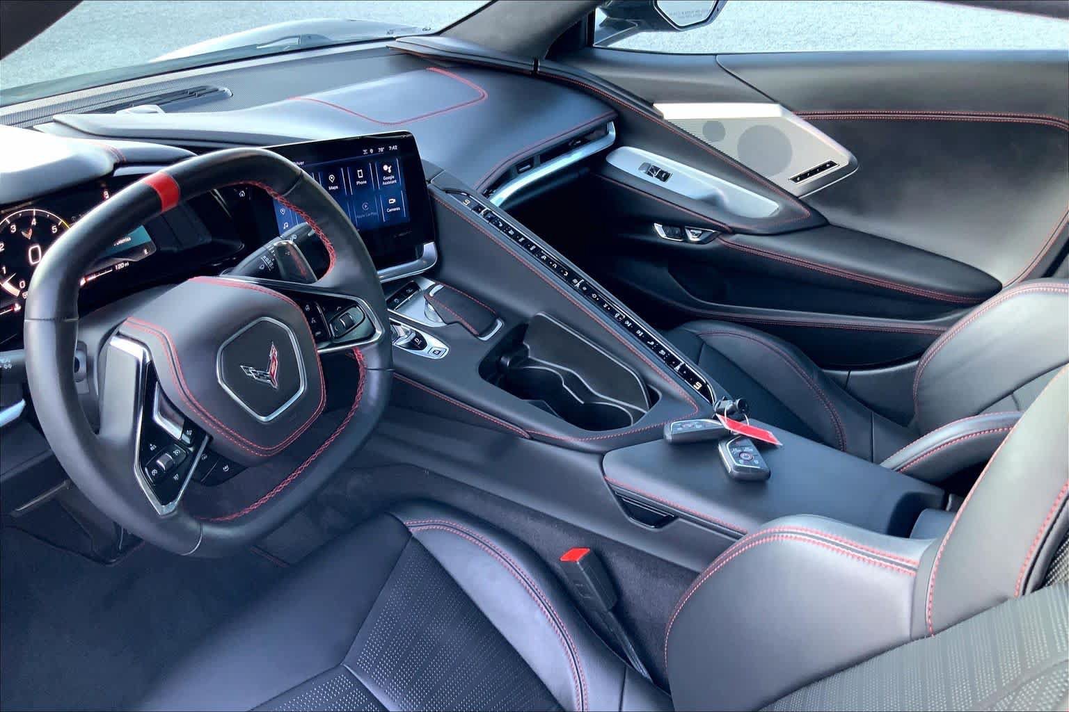 Used 2024 Chevrolet Corvette Stingray Premium Cpe w/ Z51 Performance Package RWD image 14