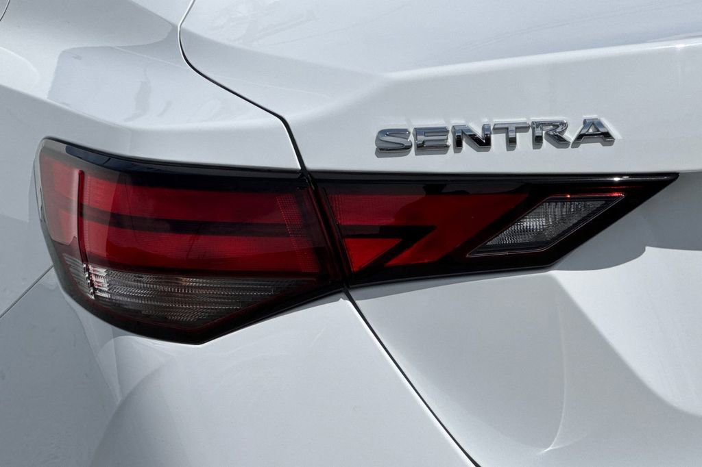 Used 2023 Nissan Sentra SV FWD image 25