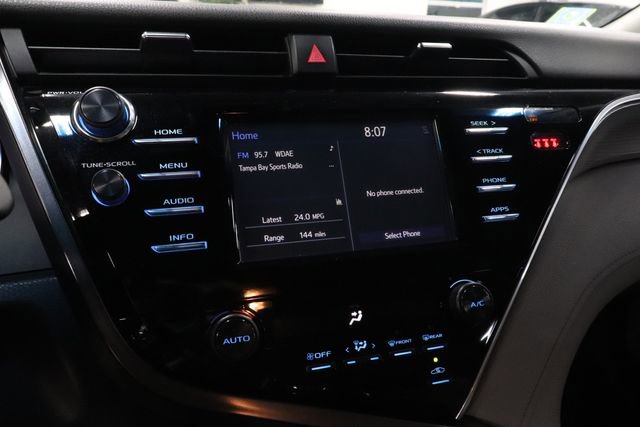 Used 2018 Toyota Camry SE FWD image 32