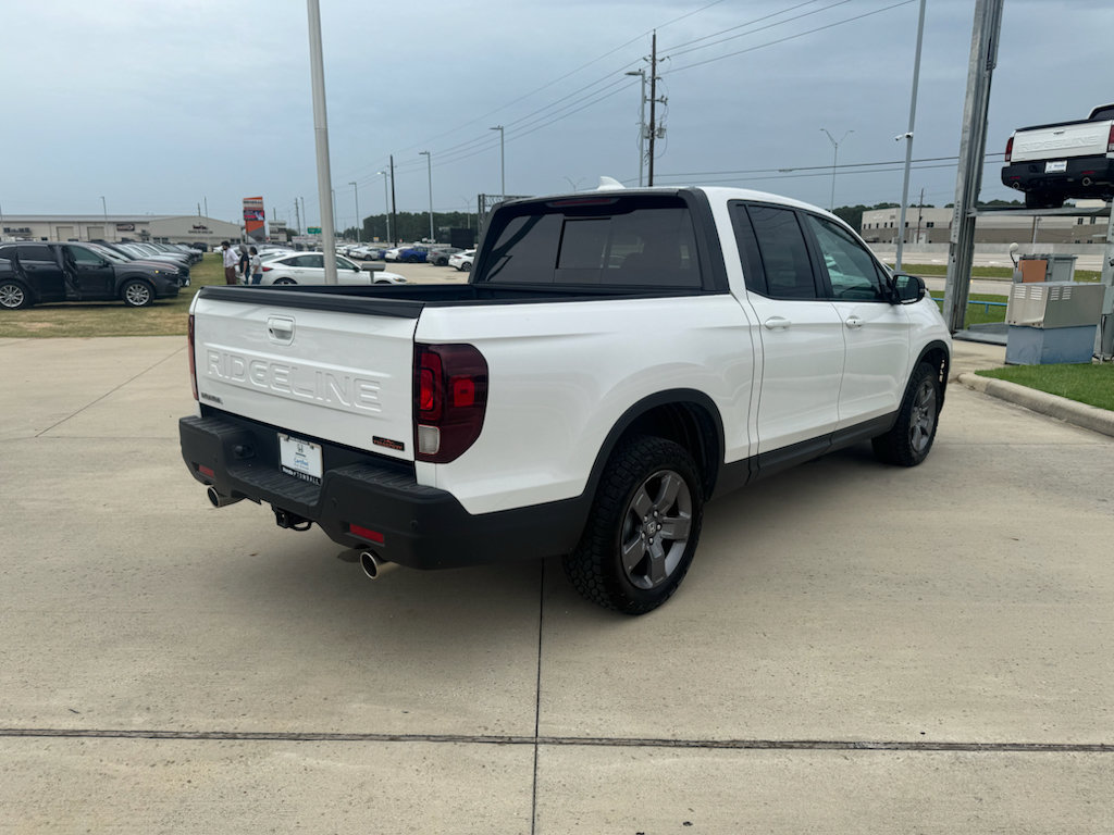 Certified 2025 Honda Ridgeline TrailSport image 8