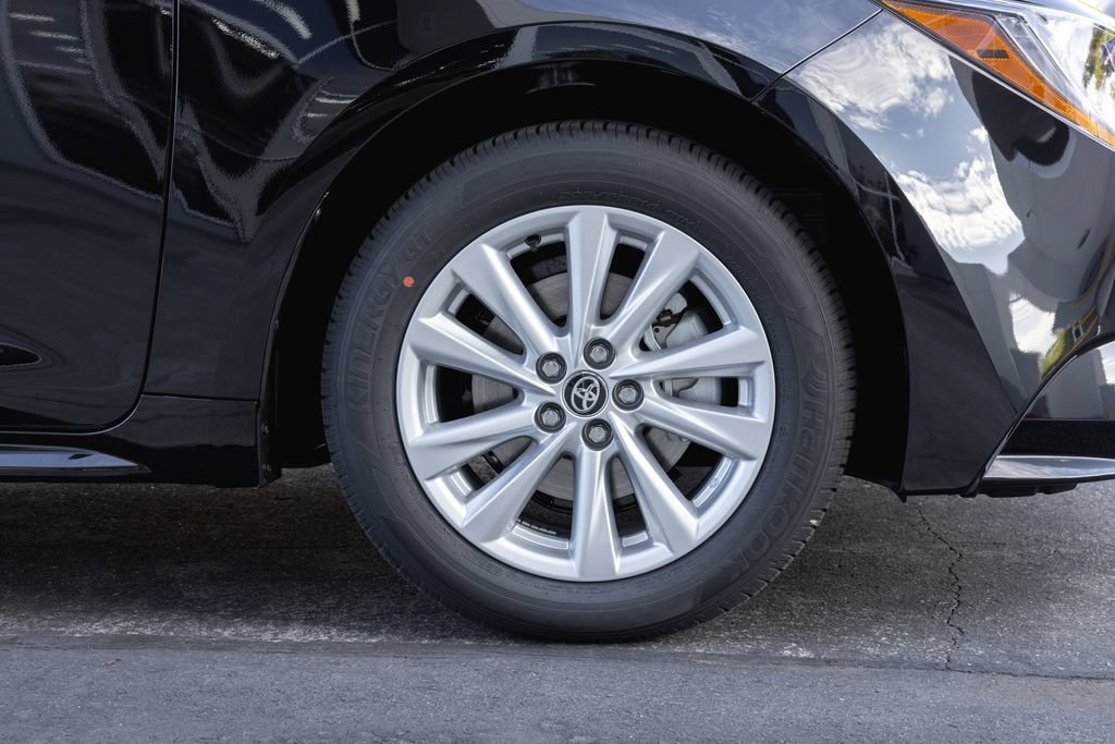 New 2026 Toyota Corolla LE FWD image 4