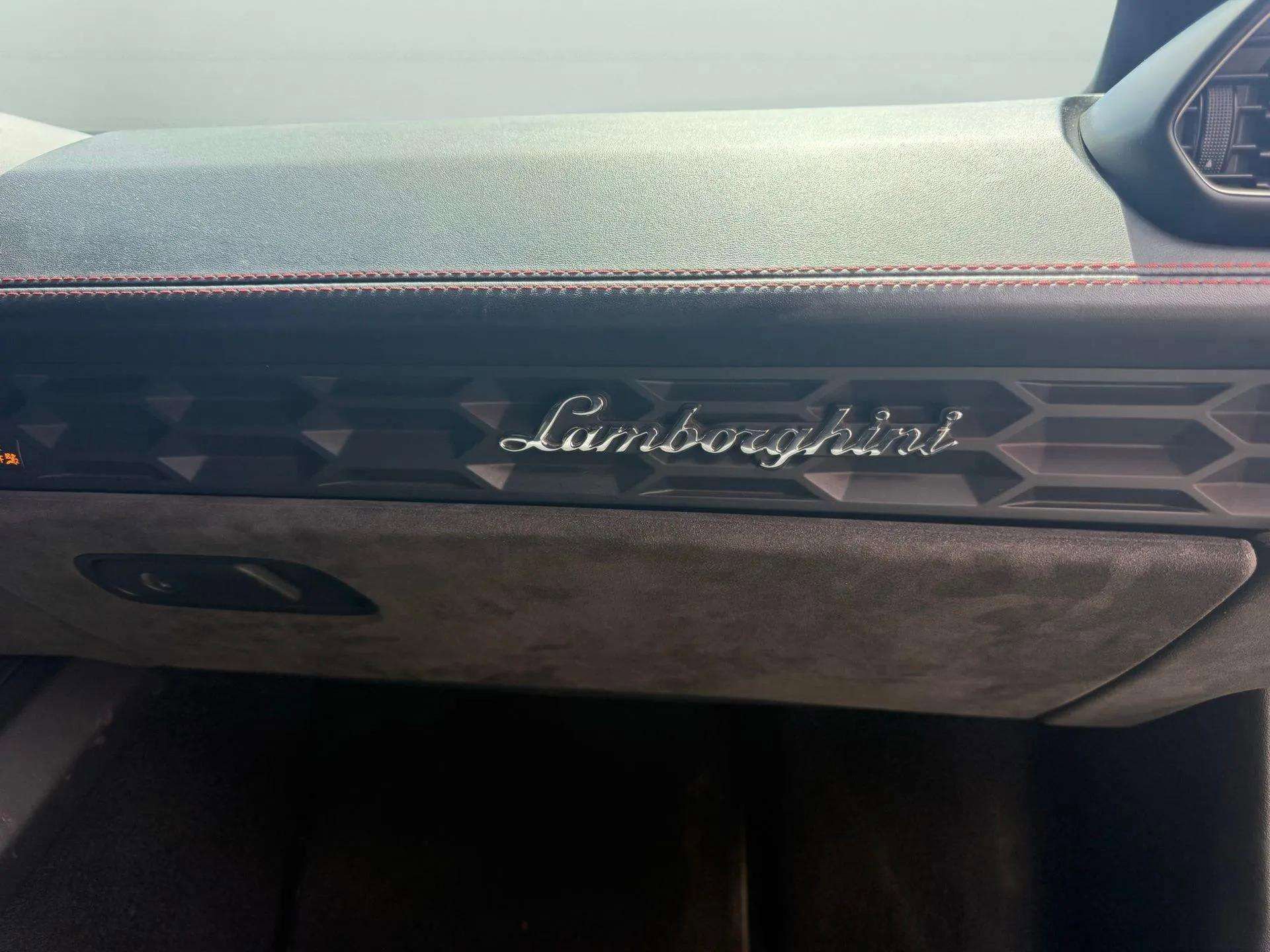 Used 2016 Lamborghini Huracan LP 610-4 image 48