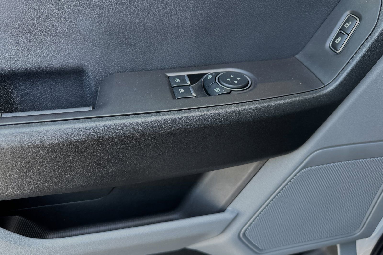 New 2023 Ford F250 XL w/ XL Chrome Package image 11