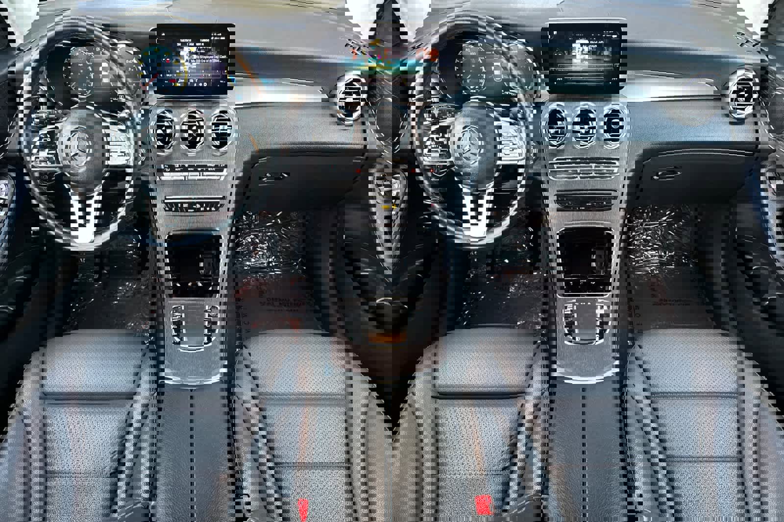 Used 2022 Mercedes-Benz GLC 300 image 3