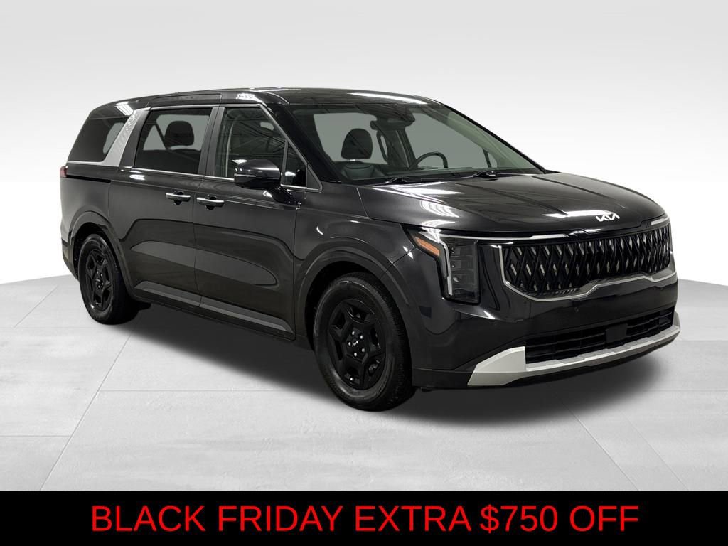 Used 2025 Kia Carnival