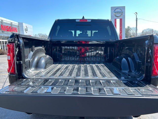 New 2026 RAM 1500 Laramie w/ Off Road Group AWD/4WD image 10