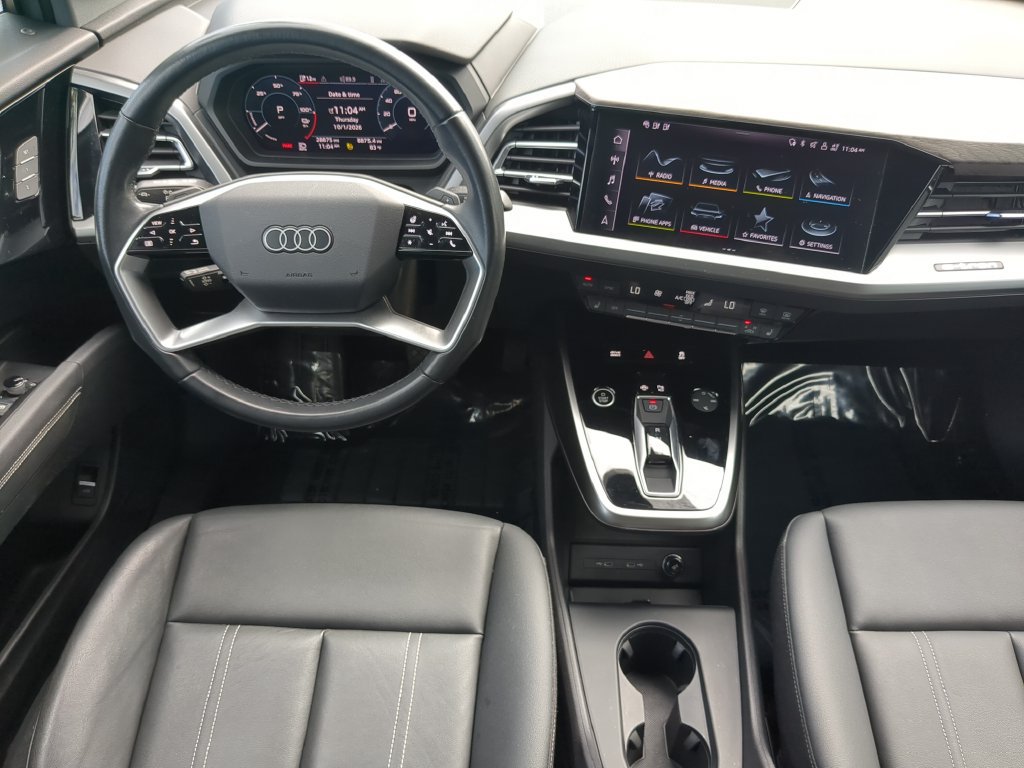 Used 2023 Audi Q4 e-tron Premium Plus w/ Premium Plus RWD image 14
