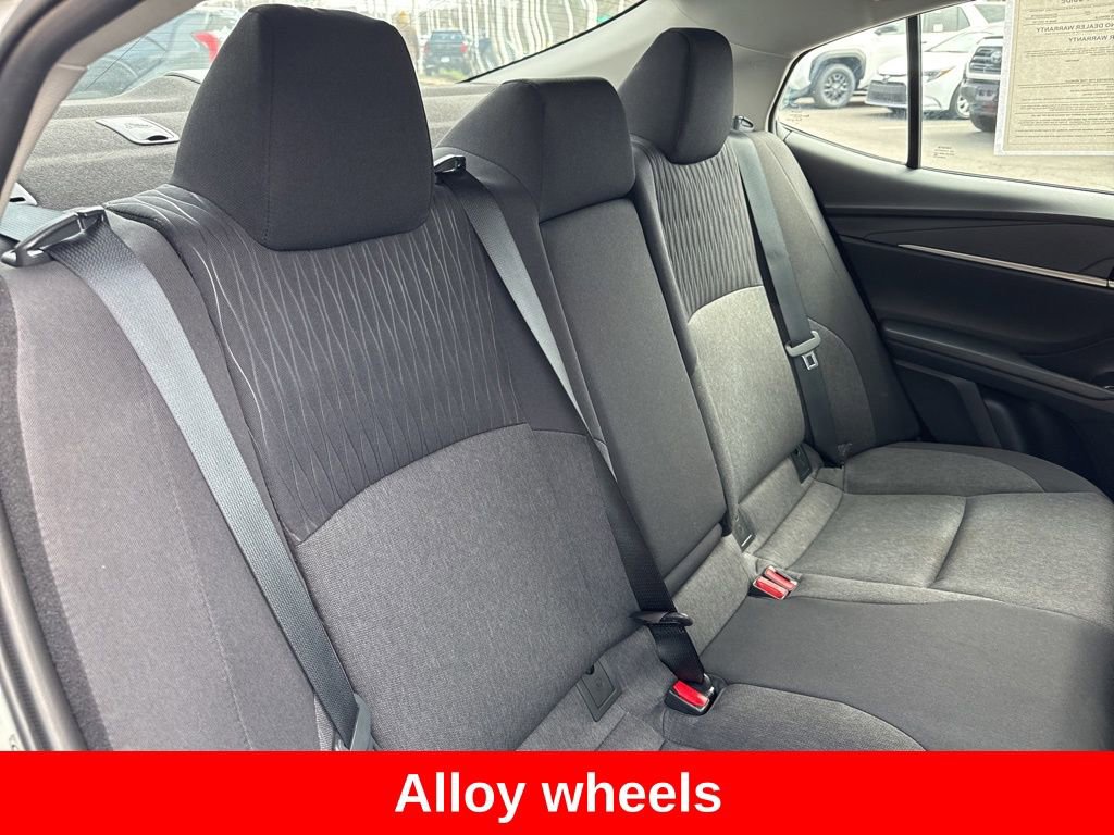 Used 2025 Toyota Camry LE FWD image 19