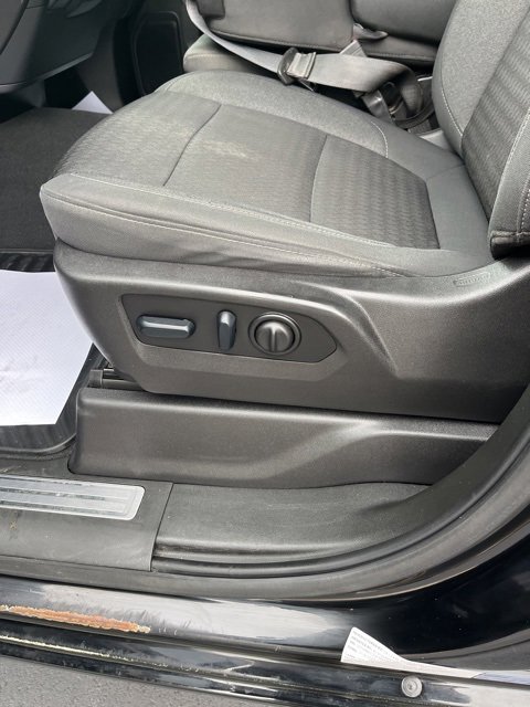 Used 2022 GMC Sierra 2500 SLE w/ SLE Value Package; image 10