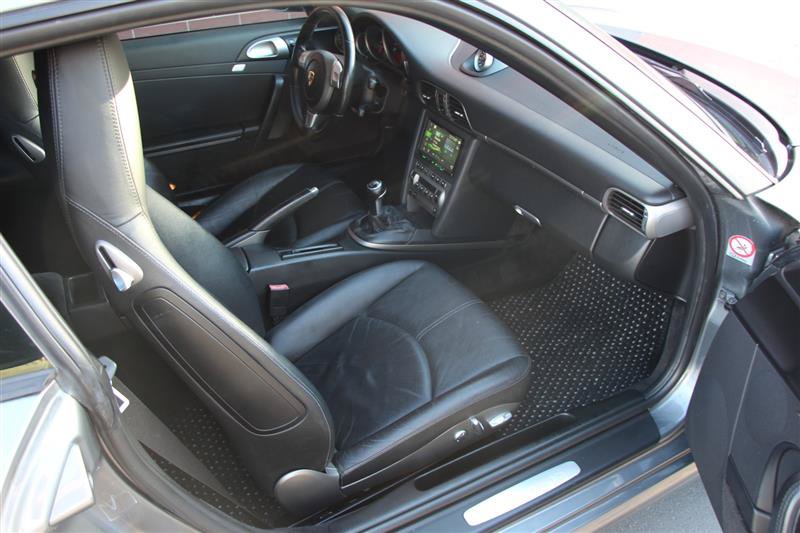 Used 2005 Porsche 911 Carrera RWD image 16