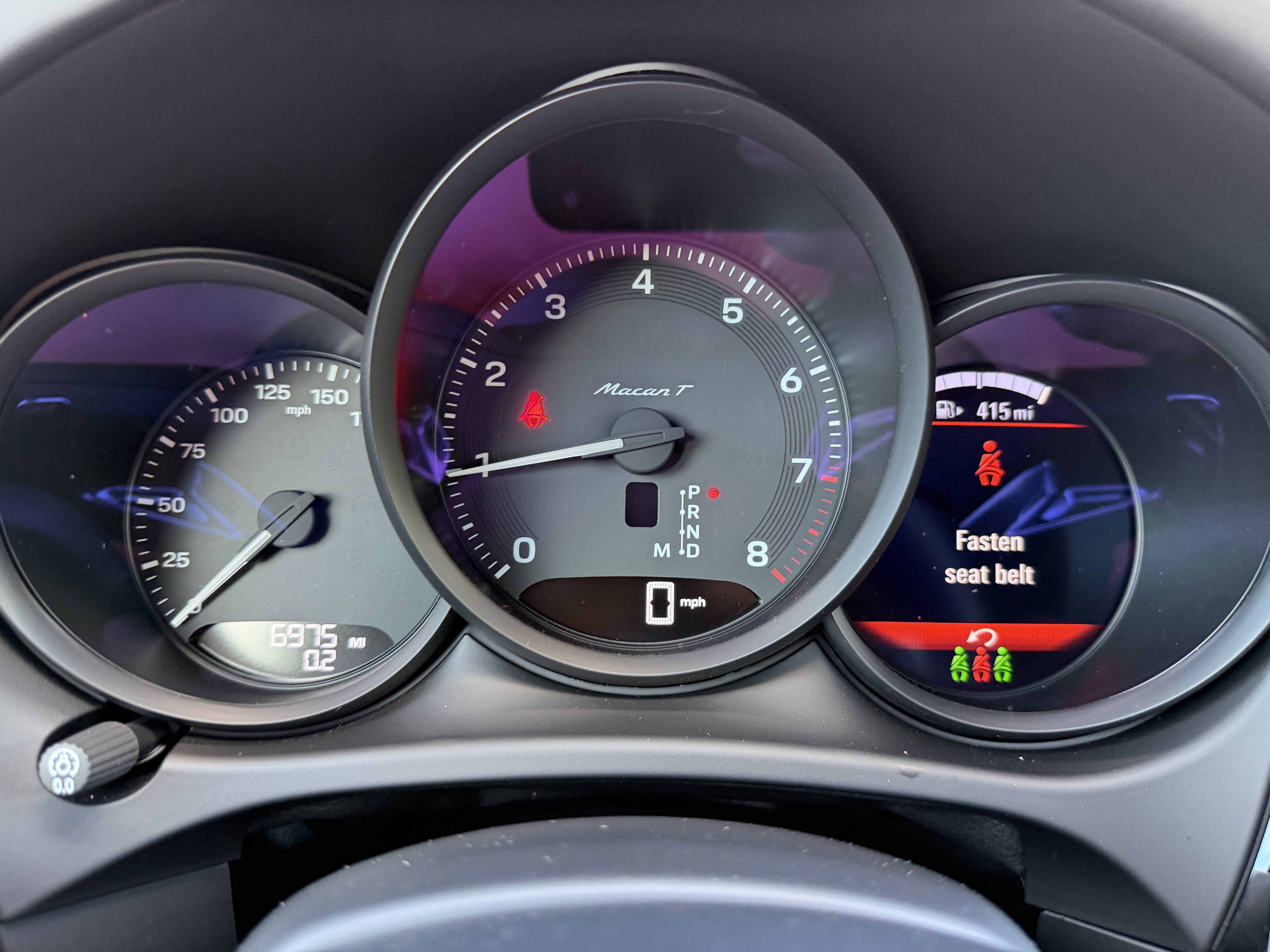 Certified 2025 Porsche Macan Turbo image 36