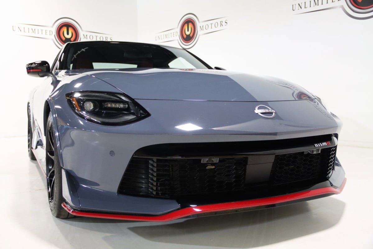 Used 2024 Nissan Z NISMO w/ Floor Mat Package image 28