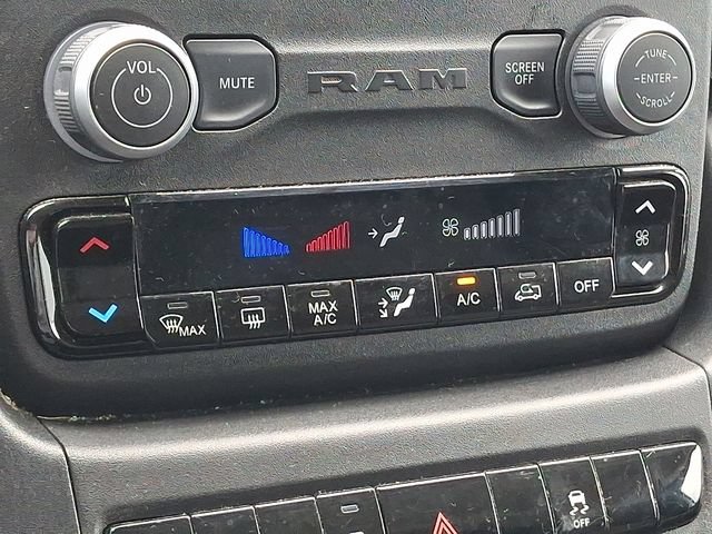 Used 2025 RAM ProMaster 2500 w/ U-Haul Equipment Group FWD image 20