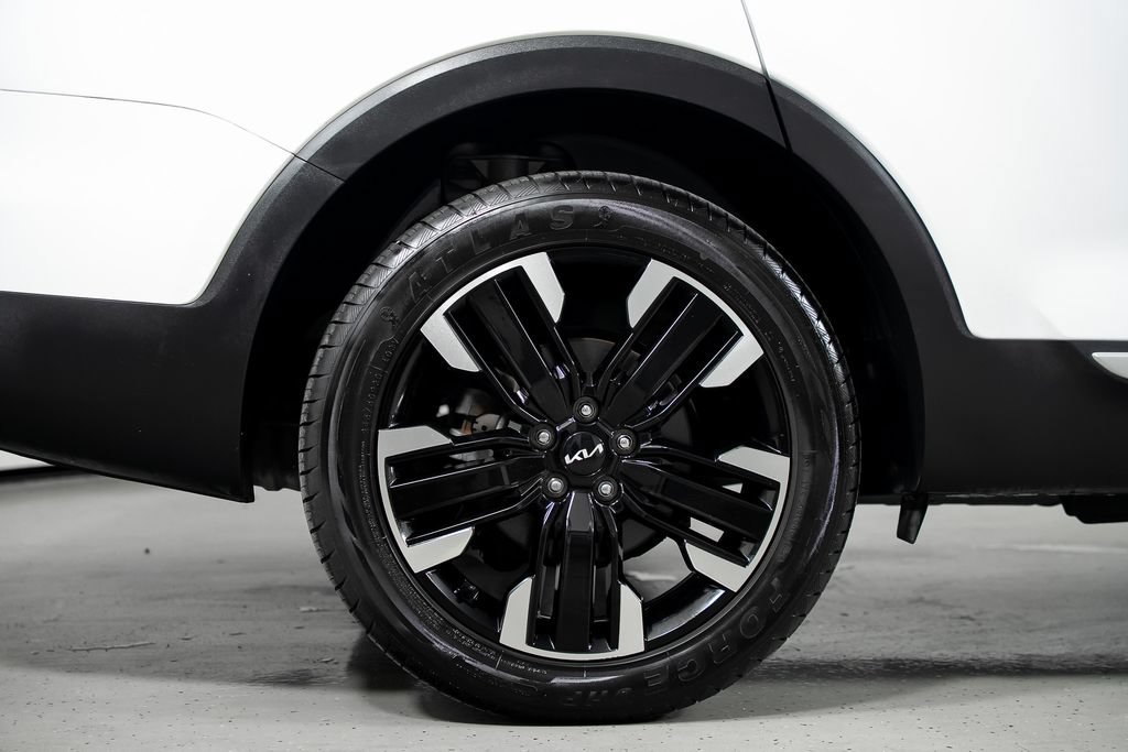 Used 2023 Kia Telluride SX FWD image 6