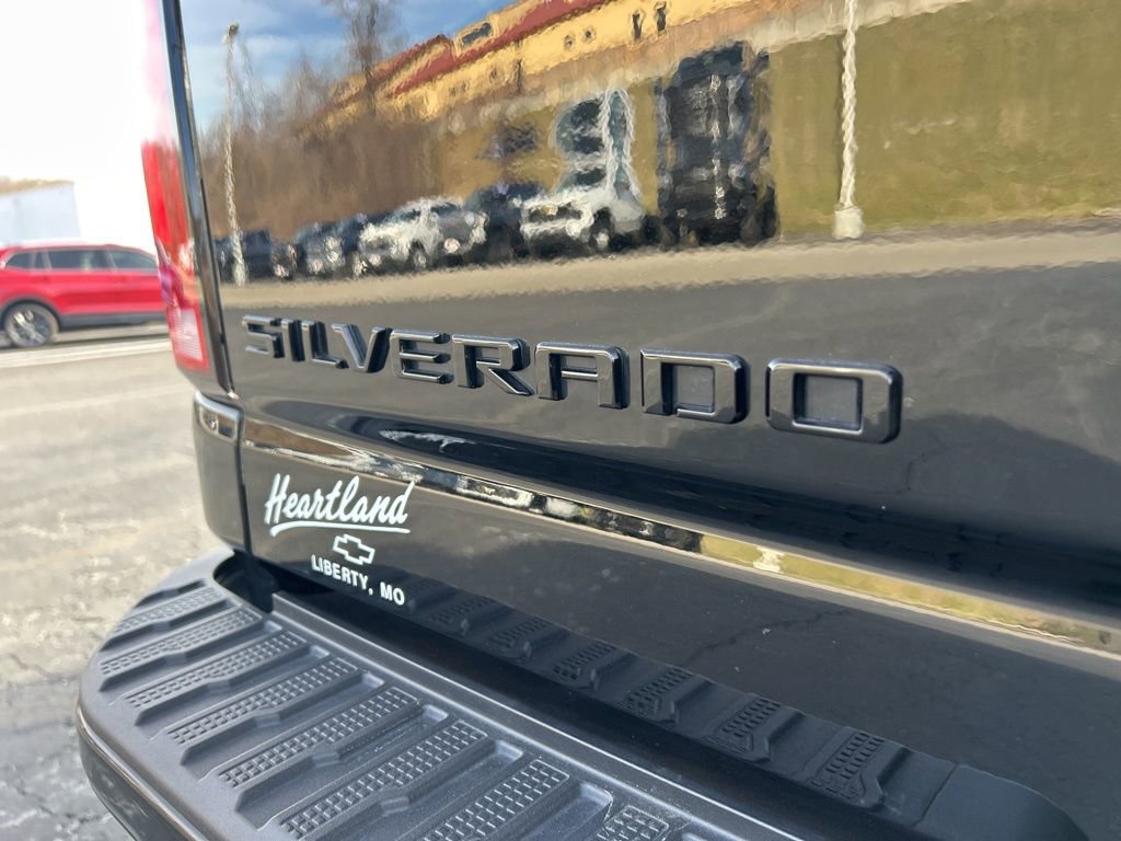 Used 2025 Chevrolet Silverado 2500 LT w/ Trail Boss Package image 16