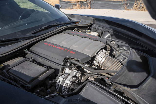 Used 2018 Chevrolet Corvette Stingray Coupe w/ 1LT image 16